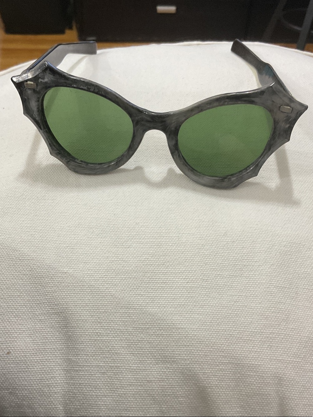 Vintage 1950’s Women’s Fashion Sunglasses — Gray Frame with Green Lenses